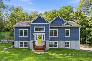 461 Westbrook Rd, Ringwood Boro, NJ 07456