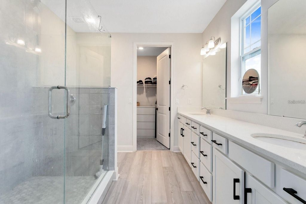 Image 10 of property listing at 13265 CORMACK LANE, Orlando, FL 32827