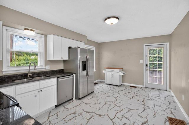 109 Lige Court, Nicholasville, KY 40356