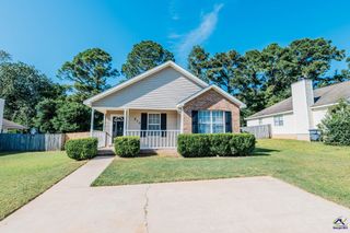 210 Chadwyck Circle, Bonaire, GA 31005