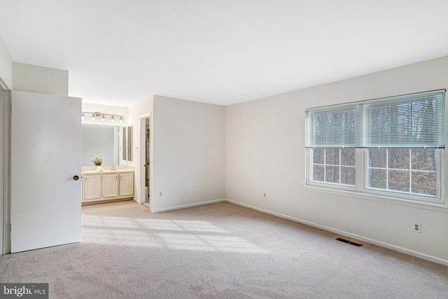 9019 OCTAVIA CT, Springfield, VA 22153