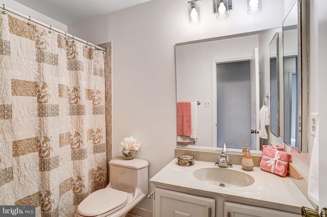 9019 OCTAVIA CT, Springfield, VA 22153