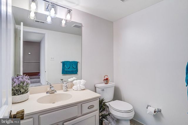 9019 OCTAVIA CT, Springfield, VA 22153