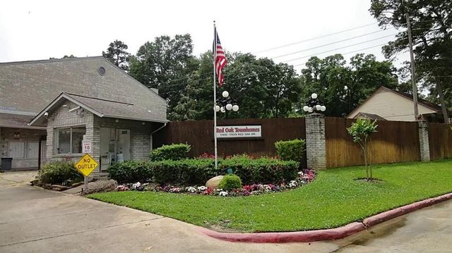 17465 Red Oak Drive 7465, Houston, TX 77090