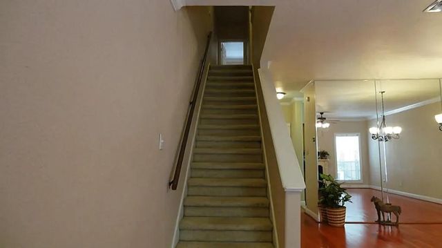 17465 Red Oak Drive 7465, Houston, TX 77090