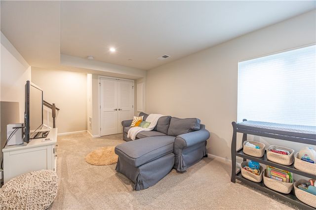 3023 Olivetre Dr, Indiana Twp, PA 15024