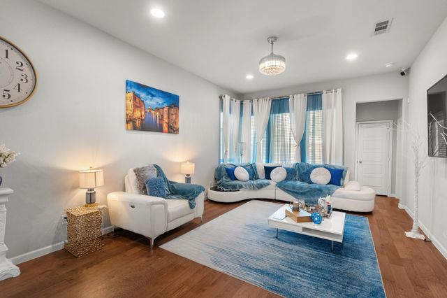 2206 Rothbury Drive, Forney, TX 75126