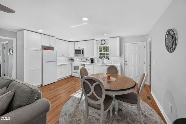 499 Jumping Run Road, Dunn, NC 28334