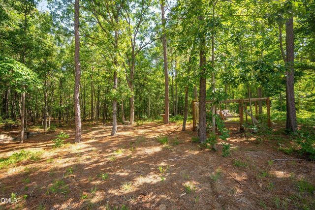 499 Jumping Run Road, Dunn, NC 28334