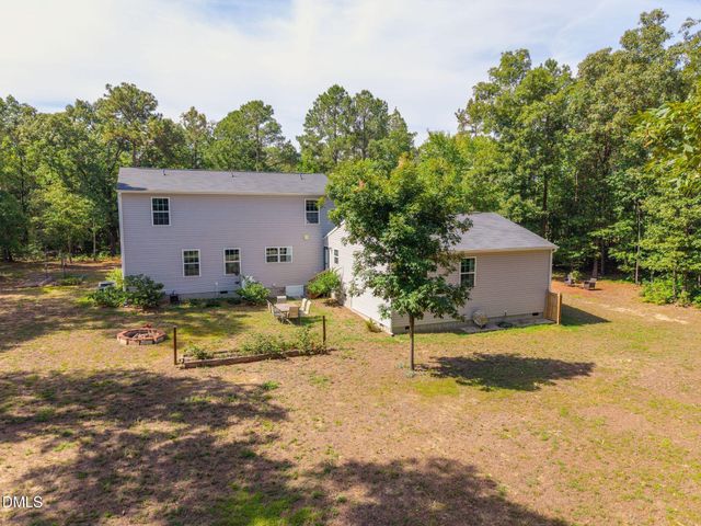 499 Jumping Run Road, Dunn, NC 28334