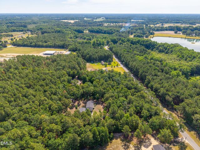 499 Jumping Run Road, Dunn, NC 28334