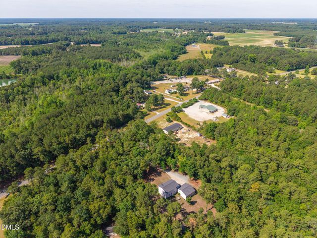 499 Jumping Run Road, Dunn, NC 28334