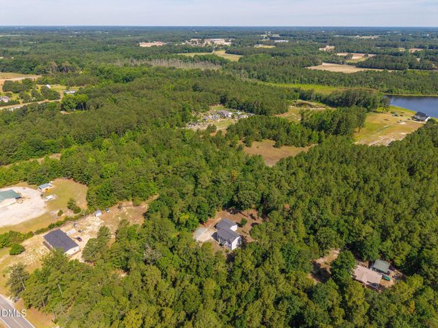 499 Jumping Run Road, Dunn, NC 28334