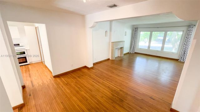 796 NE 88th St, Miami, FL 33138