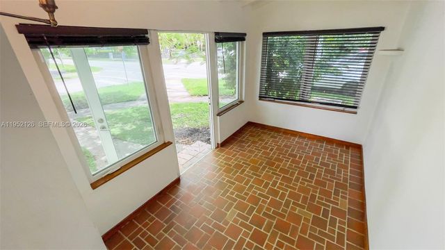 796 NE 88th St, Miami, FL 33138