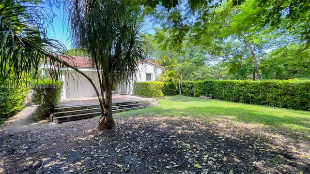 796 NE 88th St, Miami, FL 33138