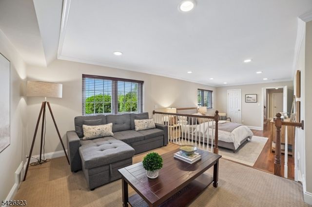 3 Glenmere Dr, Chatham Twp., NJ 07928