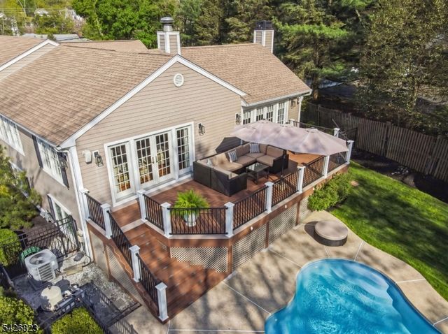 3 Glenmere Dr, Chatham Twp., NJ 07928