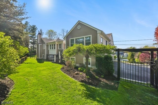 3 Glenmere Dr, Chatham Twp., NJ 07928