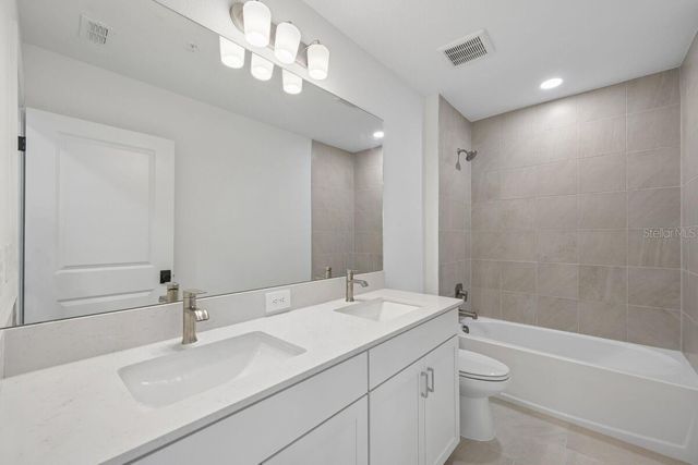 17823 BROADLEAF LOOP, Venice, FL 34293