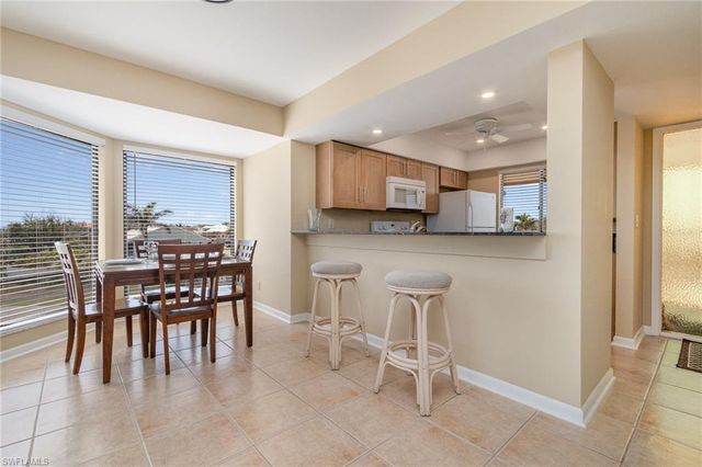 21490 Bay Village DR 261, Fort Myers Beach, FL 33931