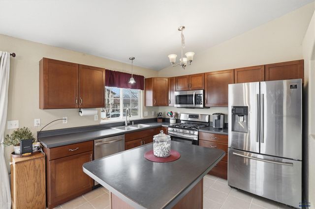 5009 ELMER ST, Rapid City, SD 57703