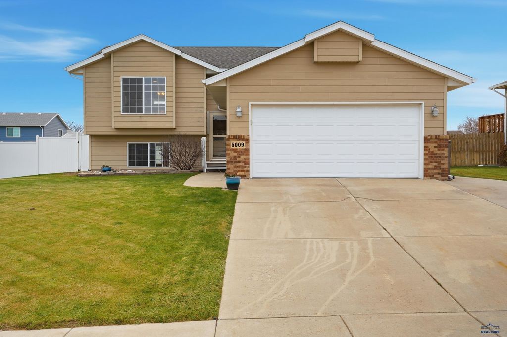 5009 ELMER ST, Rapid City, SD 57703