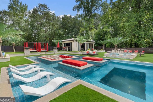 1386 Moores Mill Road NW, Atlanta, GA 30327