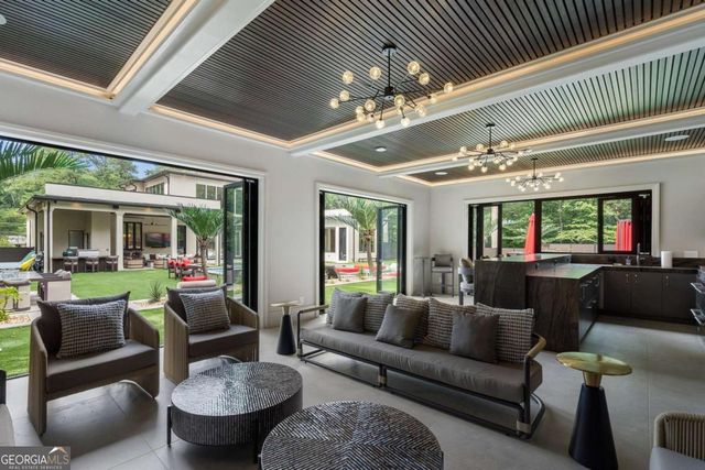 1386 Moores Mill Road NW, Atlanta, GA 30327