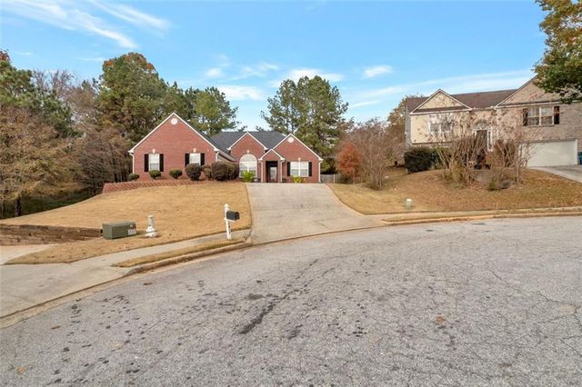 2437 GREEN HOLLOW Court, Conyers, GA 30012