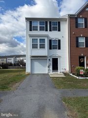 28 NATURAL WAY, Martinsburg, WV 25404