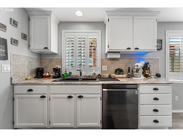 6604 Ne 73RD Cir, Vancouver, WA 98661