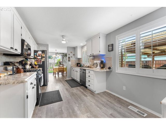 6604 Ne 73RD Cir, Vancouver, WA 98661