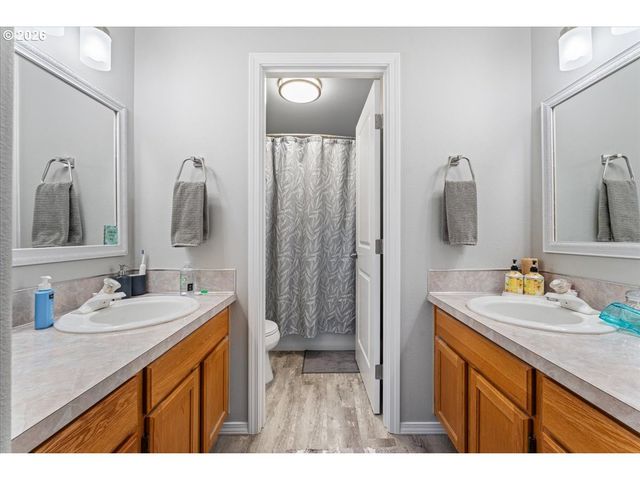 6604 Ne 73RD Cir, Vancouver, WA 98661