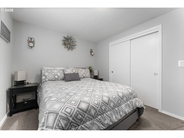 6604 Ne 73RD Cir, Vancouver, WA 98661
