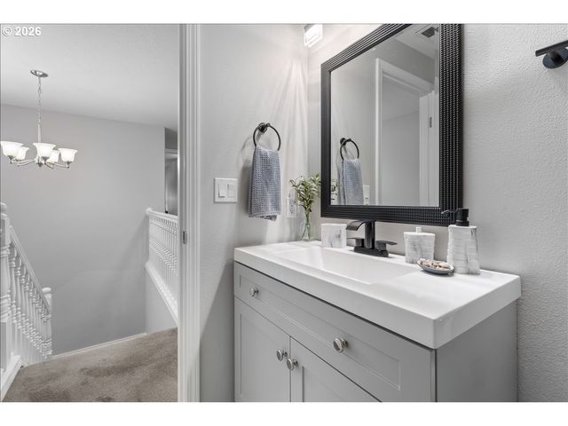 6604 Ne 73RD Cir, Vancouver, WA 98661