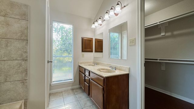 2919 Great Lakes Avenue, Sugar Land, TX 77479