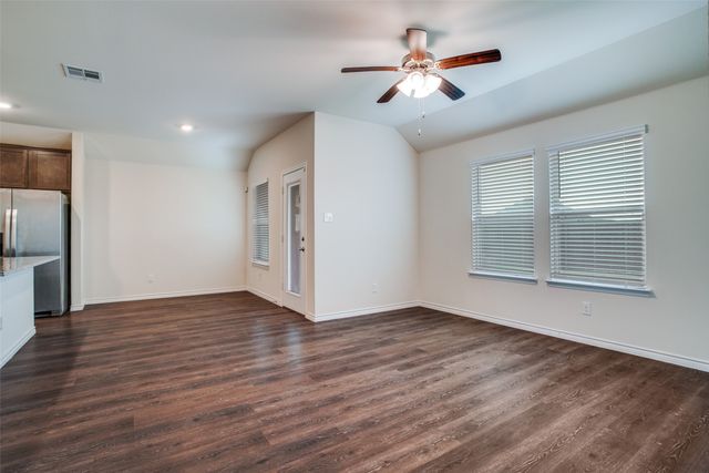 627 Willow View Way, Princeton, TX 75407