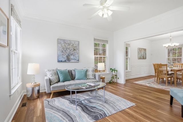 1 Lawton Ave, Westford, MA 01886