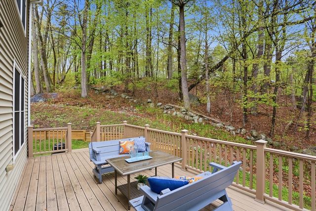 1 Lawton Ave, Westford, MA 01886