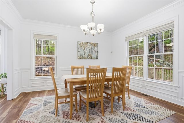 1 Lawton Ave, Westford, MA 01886