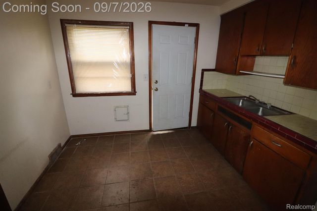 10201 - 10203 HAYES Street, Detroit, MI 48213