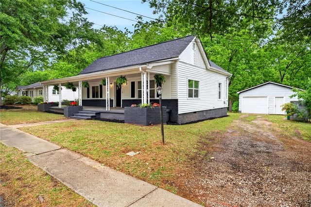 157 S Linda Street, Cowpens, SC 29330
