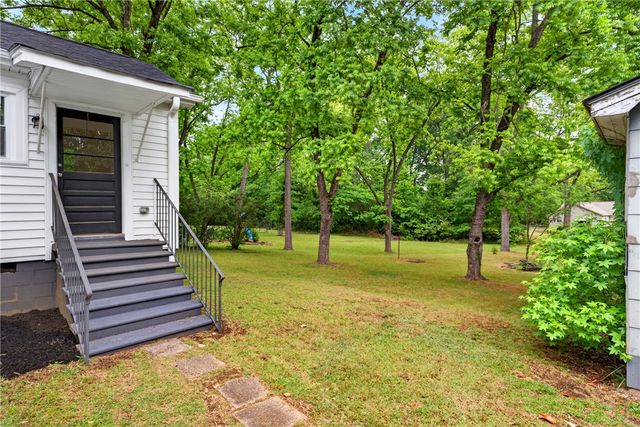 157 S Linda Street, Cowpens, SC 29330