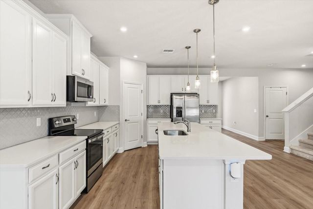 1710 SUMMER ROSE DRIVE, Mount Dora, FL 32757