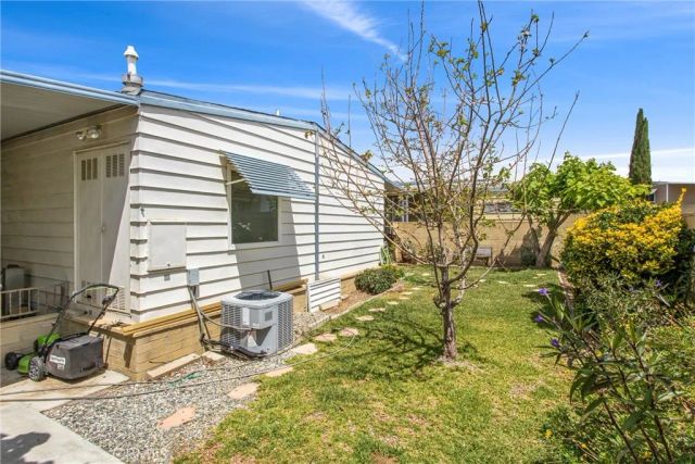 4133 W Wilson 27, Banning, CA 92220