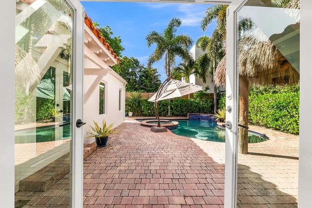712 PONCE DE LEON Drive, Fort Lauderdale, FL 33316