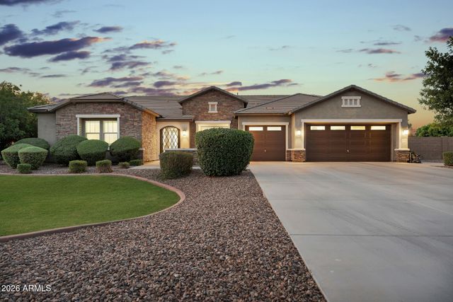 19816 E ALAMOSA Drive, Queen Creek, AZ 85142