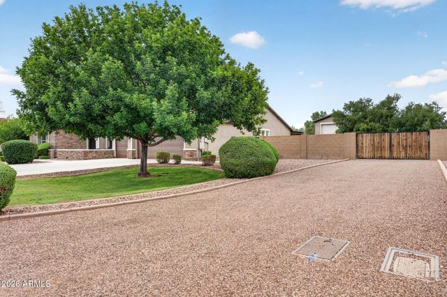 19816 E ALAMOSA Drive, Queen Creek, AZ 85142