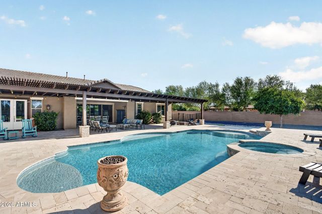 19816 E ALAMOSA Drive, Queen Creek, AZ 85142
